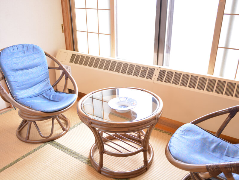 八幡平市松川温泉　松川荘　一般客室　窓際